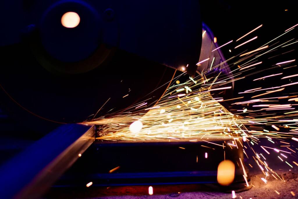 Twoja spawarka GYS przestała działać? Typowe usterki i rola autoryzowanego serwisu