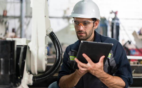 Sterownik PLC nie przechodzi w tryb RUN – najczęstsze przyczyny i diagnostyka